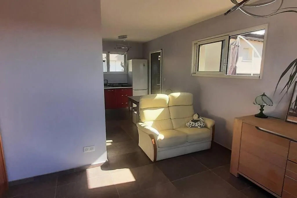Studio Independant De 28 M2, Avec Vue Magnifique. Chazay-d'Azergues 0*,