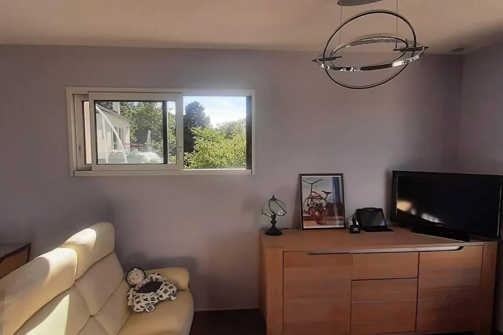 Studio Independant De 28 M2, Avec Vue Magnifique. Chazay-d'Azergues Apartment